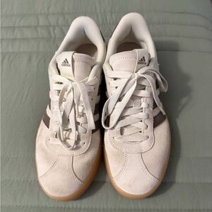 Adidas Women's VL Court 3 Beige and Brown Sneakers